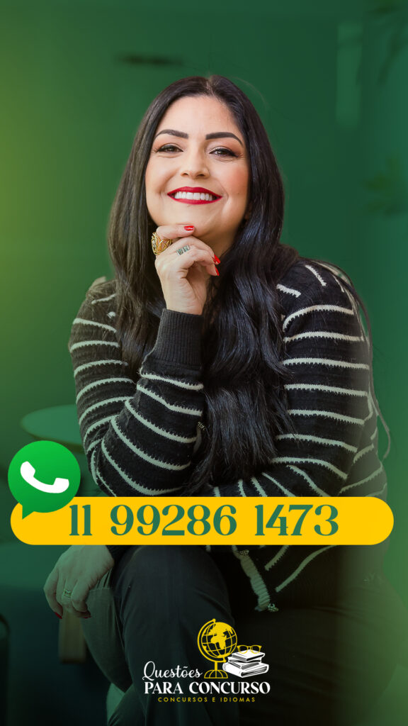 Coordenadora Natália Terra sorrindo com número de WhatsApp para contato com o curso Questões para Concurso.